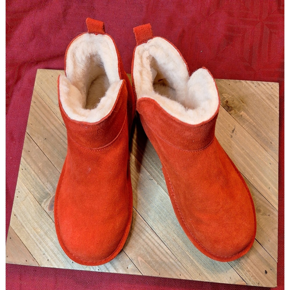 Bearpaw Women Rust Orange Suede Studded Ankle Boots Wool Blend Lining Size 8 - Picture 2 of 9